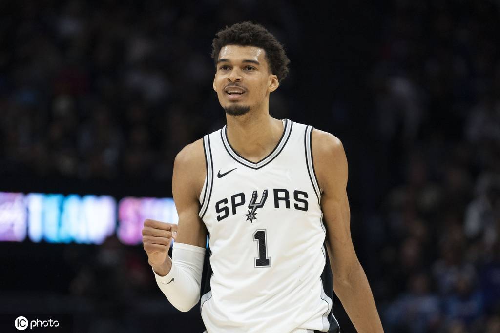原创             关于NBA2025的十个超前猜想 詹杜库还能维持体面吗？