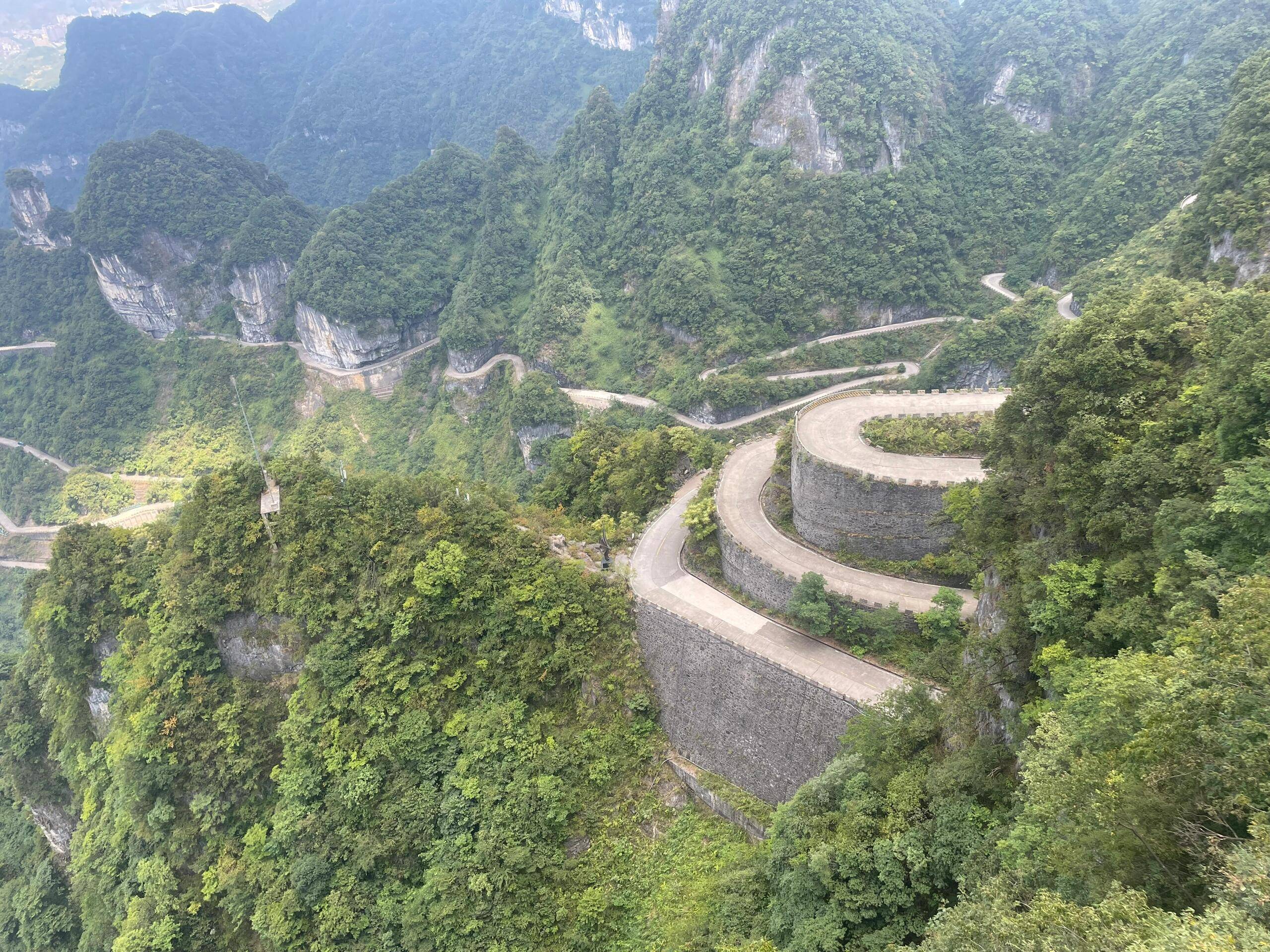张家界家庭游攻略：家庭旅行注意事项与省钱技巧五天四晚【OKX 哈希游戏】区块链加密游戏玩法教程，新手必看！行程规划与价格指南。