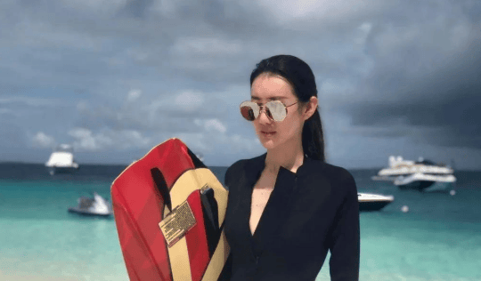 42岁王宝强真够倒霉的：马蓉刚走又来了冯清，这“女人坑”终究还是绕不过......