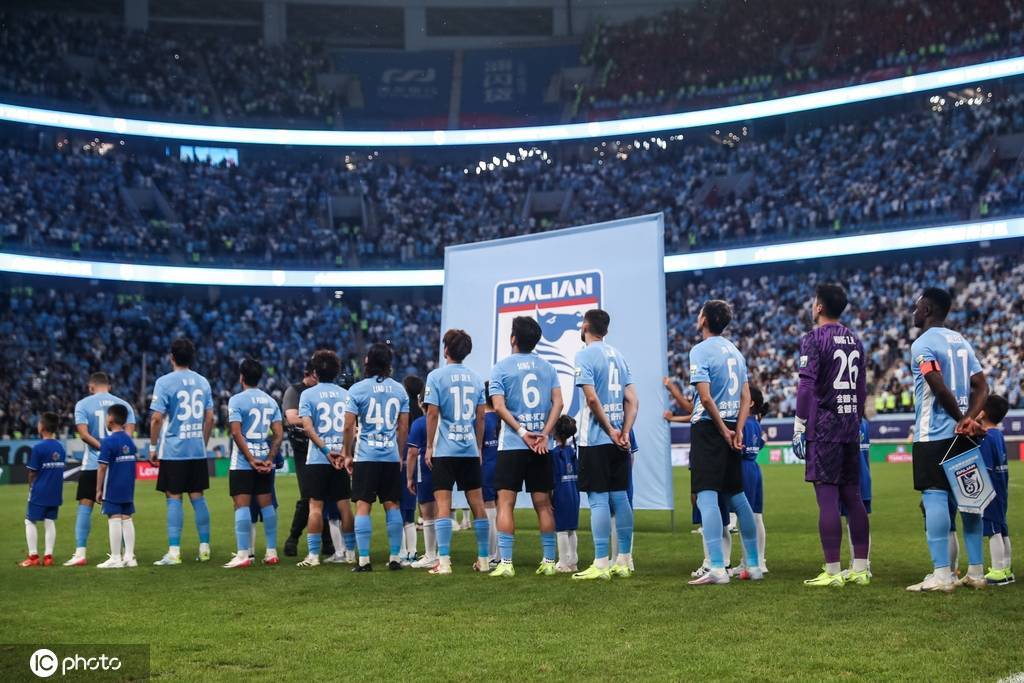 中超-费利佩甘超破门 10人蓉城客场2-0大连取3连胜