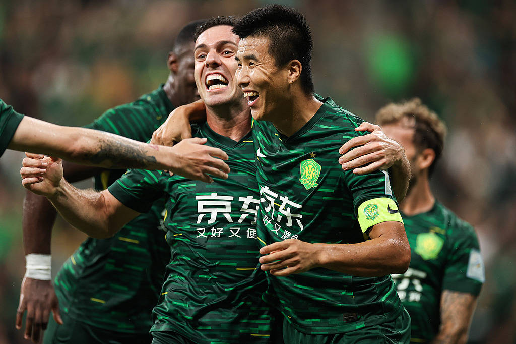 时隔六年进决赛！足协杯-张玉宁传射 国安7-0十人玉昆