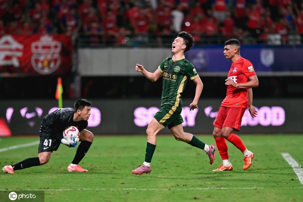 中超-王钰栋送点弗兰克3分钟2球 浙江2-2梅州