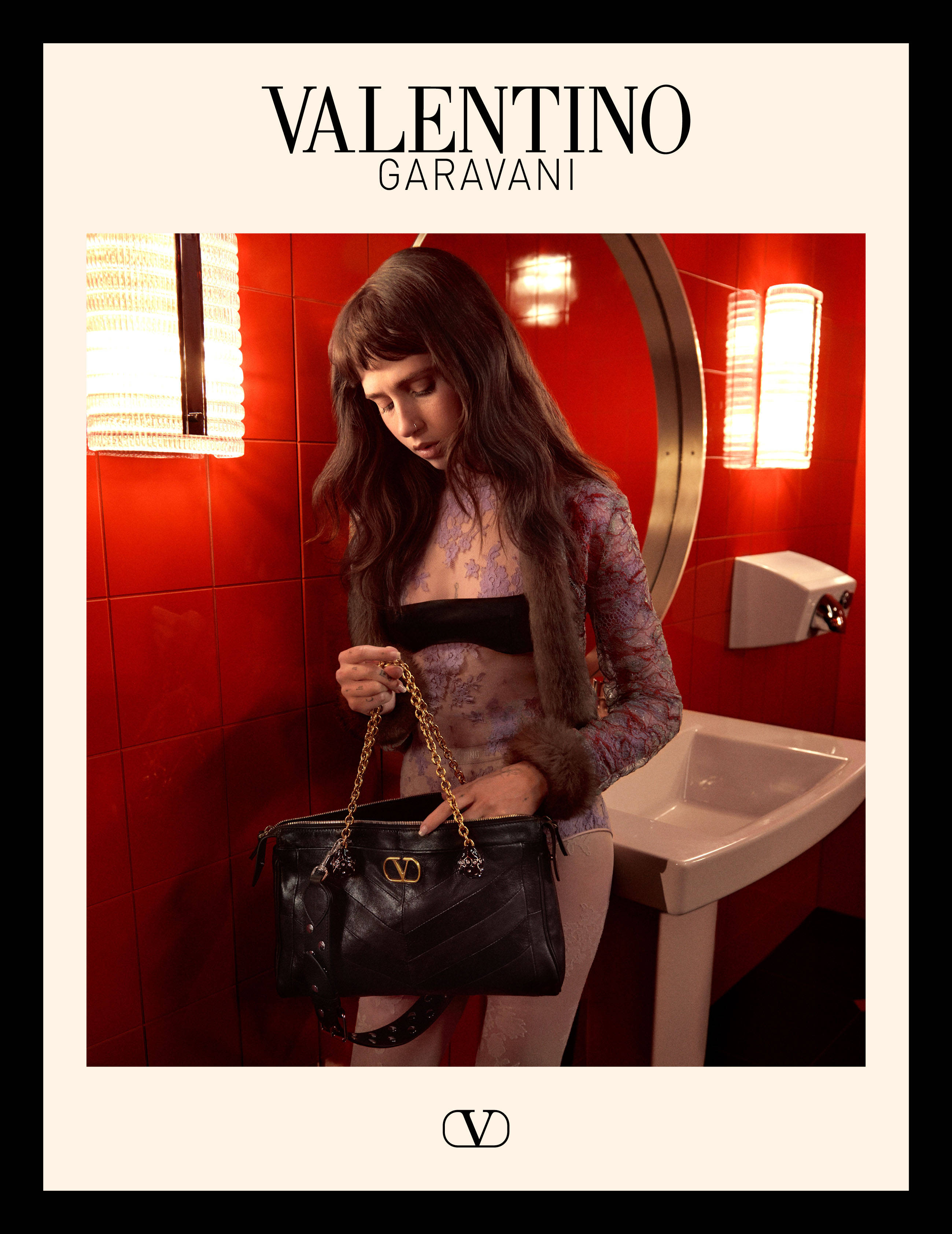 Valentino「亲密关系的元戏剧」广告大片