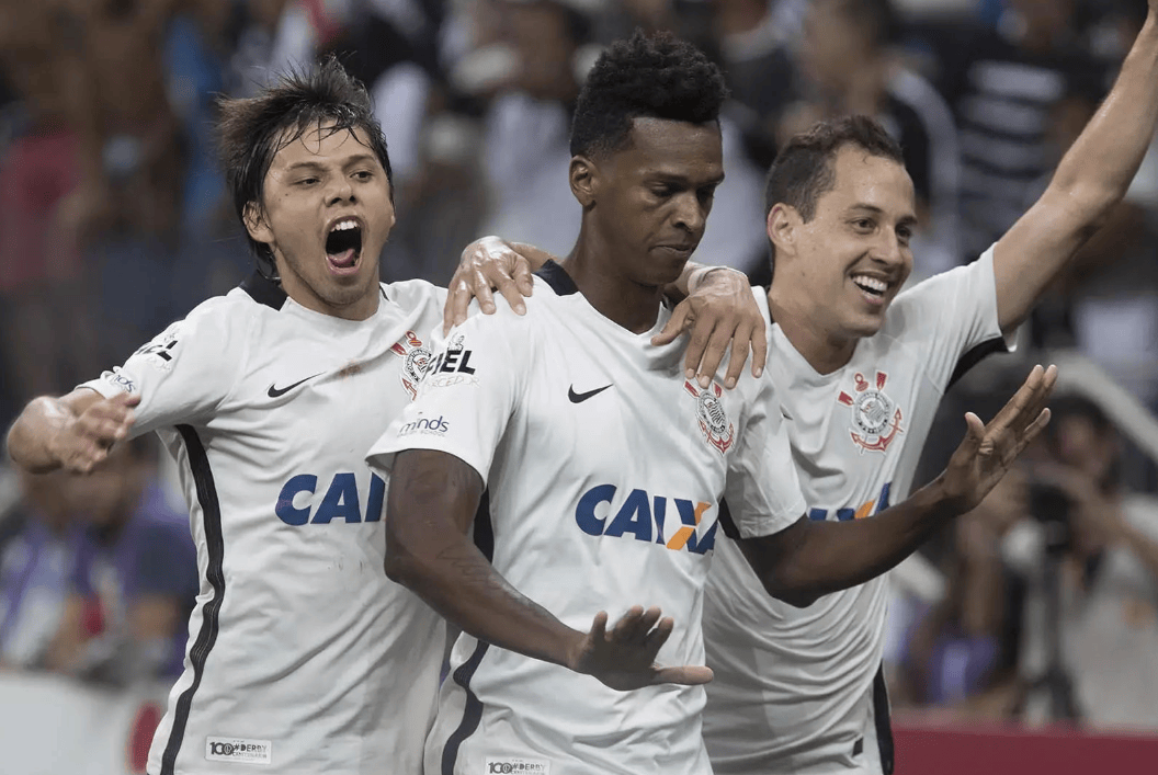 西甲联赛免费高清直播＋实时赛程积分榜＋竞彩预测全覆盖（2025赛季）周四004巴甲：科林蒂安VS圣保罗精准比分预测