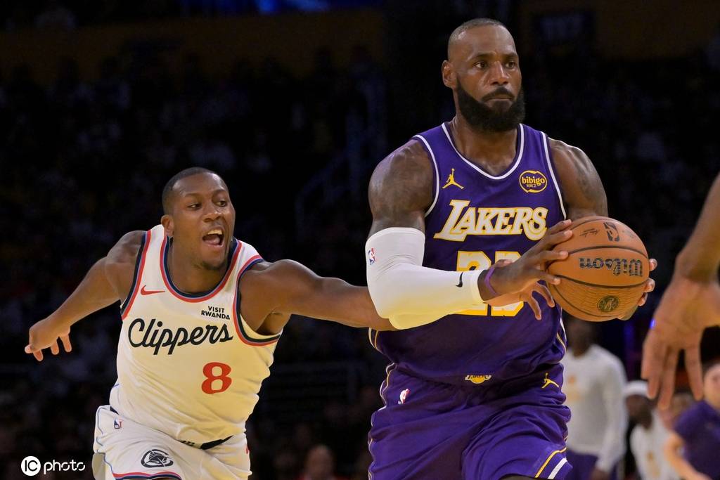 东契奇43+13+9老詹25分 哈登29+9湖人胜快船