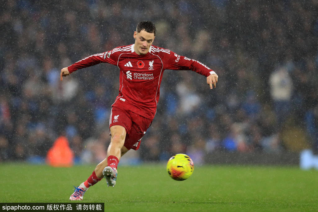 深度：利物浦12战9负怎输的？ 萨拉赫伊萨克都该被抛弃