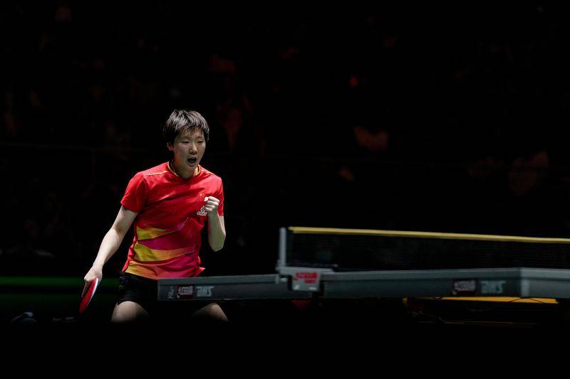 混团世界杯：梁靖崑单打告负莎头双打得分 中国8-2法国