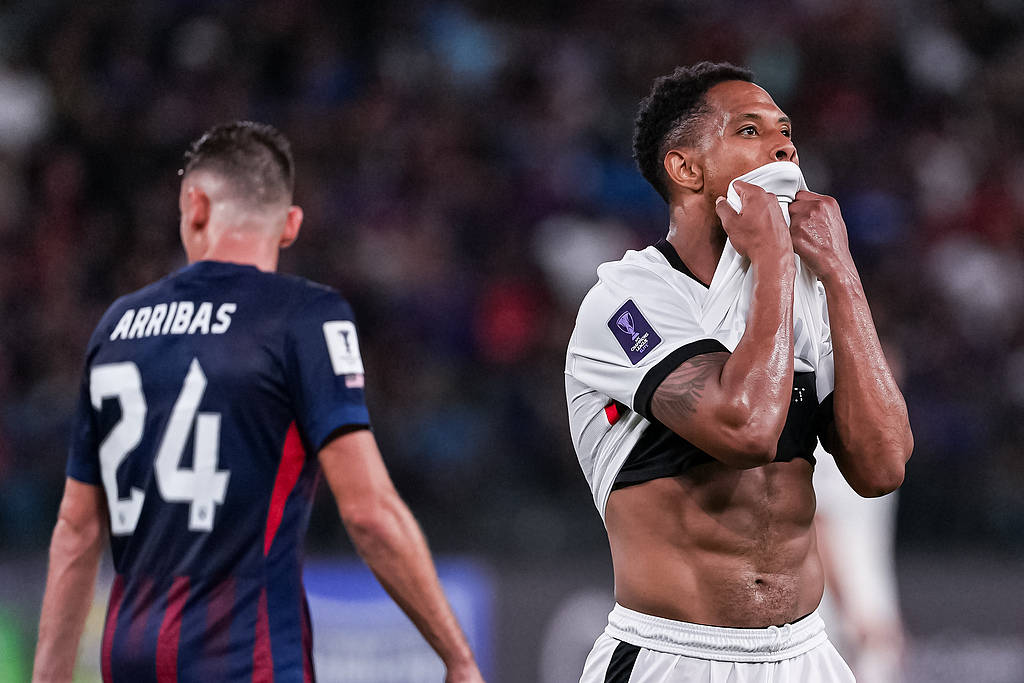 亚冠-陈威神勇门柱帮忙 海港面对48射0-0逼平柔佛抢一分