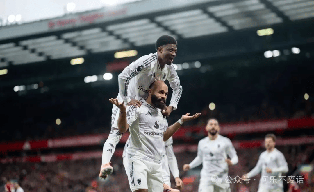 英超联赛免费高清直播+实时赛程+积分预测（2025赛季全覆盖）1215今日全天6场足球比赛预测分析；附 比分 胜平负 进球数