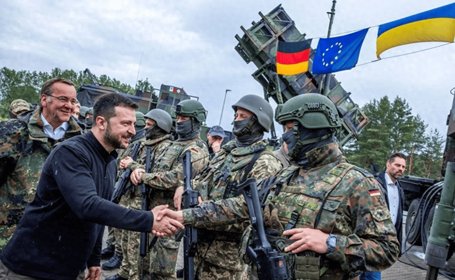 欧洲突破红线！北约加入战场，多国派兵闯乌克兰境内，普京会动真格吗