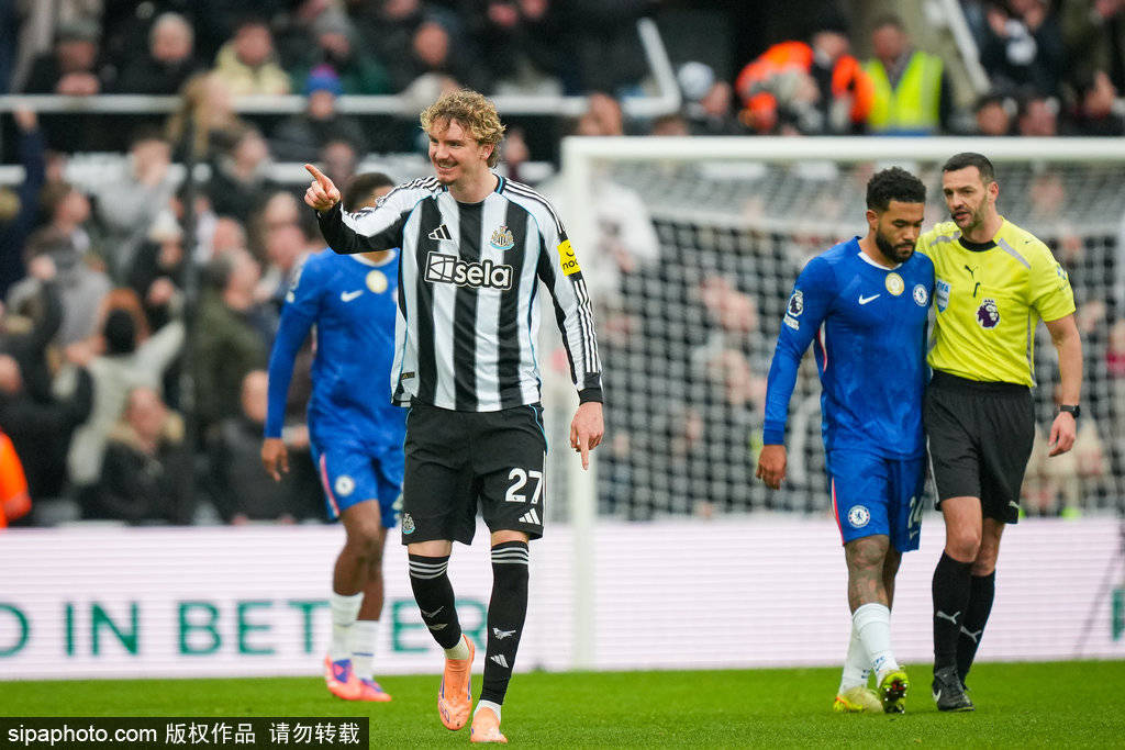 英超-沃尔特马德双响詹姆斯任意球破门 切尔西2-2纽卡