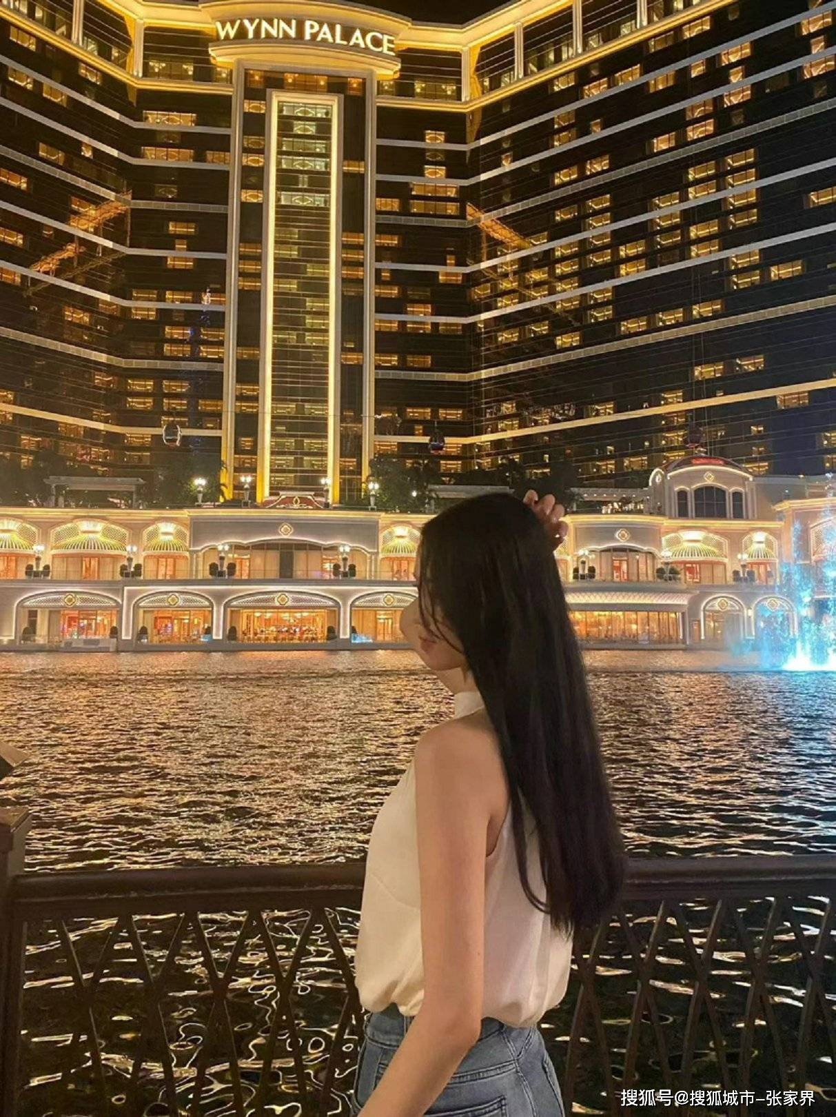 迷你小火箭壁纸手机桌面