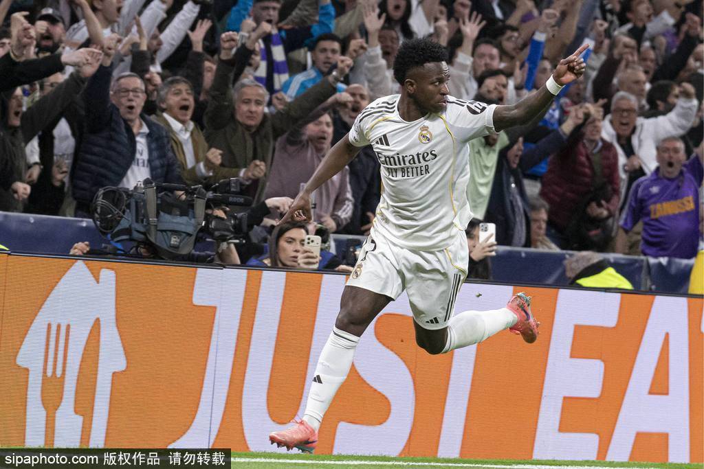 欧冠-维尼修斯破门巴尔韦德2助 皇马2-1本菲卡总分3-1晋级