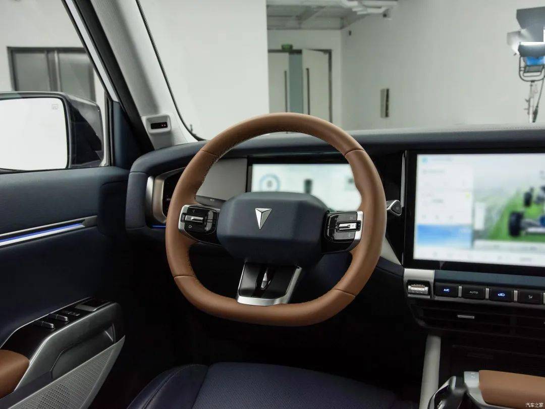 雷竞技(RAYBET)新时代的硬派SUV 实拍体验深蓝G318(图10) 雷竞技(RAYBET)新时代的硬派SUV 实拍体验深蓝G318(图10)