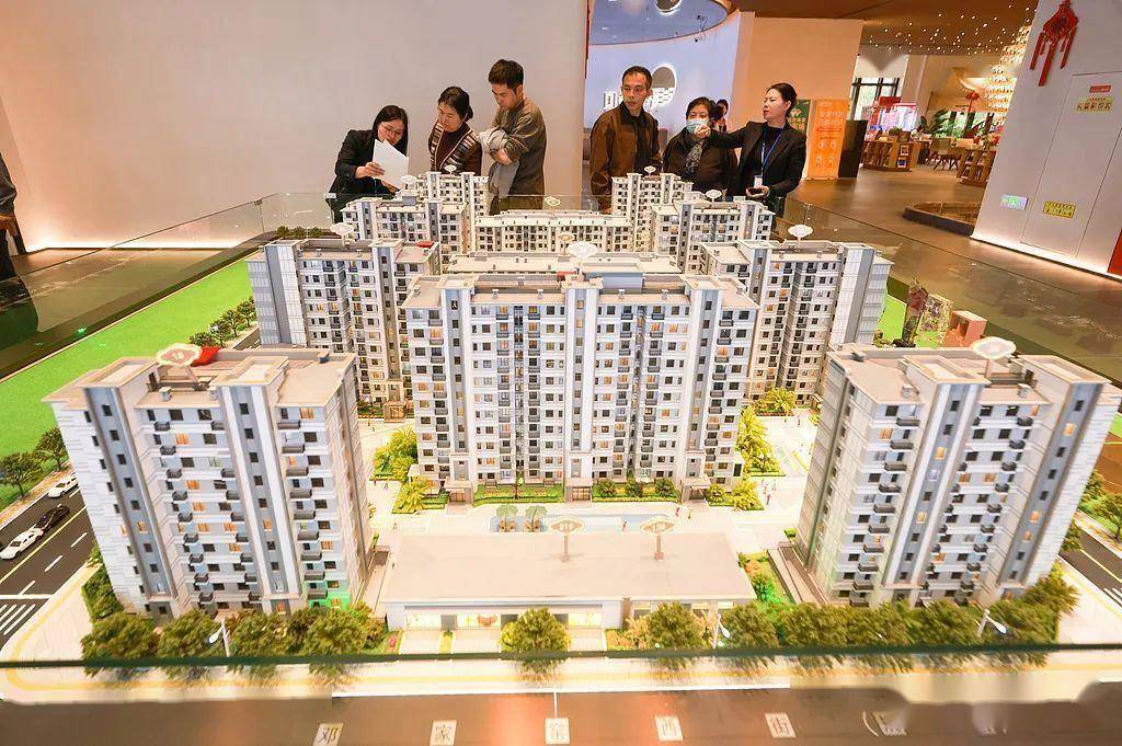 美国的股市，日本的债市，中国的楼市