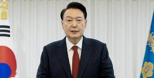反转！李在明适配率暴跌，韩国迎来“抗华”热潮，惊现幕后操纵者