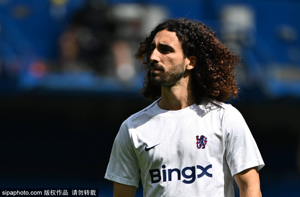 AC米兰迎战克雷莫纳：魔笛联赛首秀背后的战术玄机与球员故事