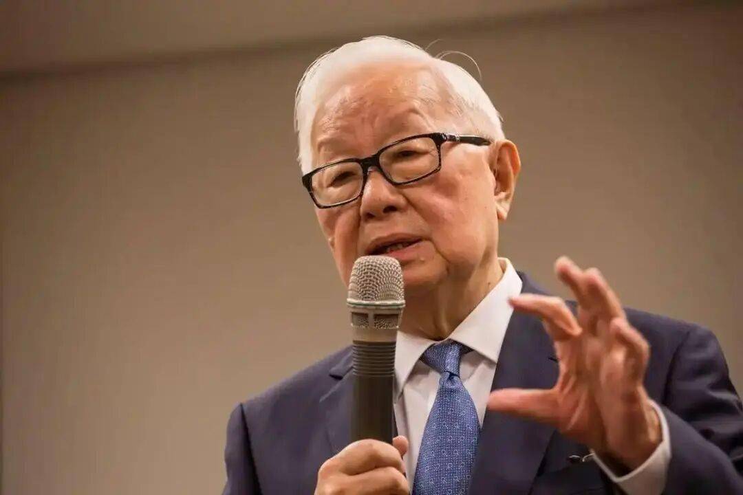 台积电彻底傻眼！刚放话大陆稀土没用，转头就被97% 依赖的镧卡了脖子，5纳米生产线要停摆？