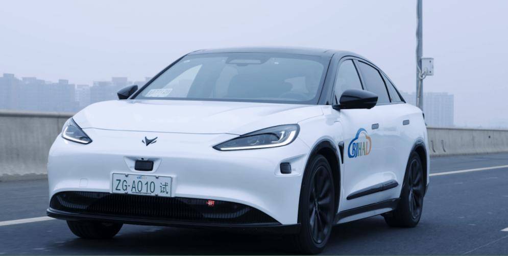 余承东“路上睡觉”的梦想,快要实现了