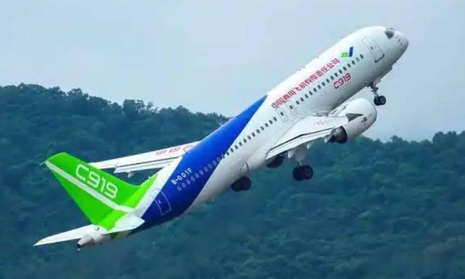 美国要气炸了！美方刚暂停向中国商飞出售喷气发动机相关技术，中国三大航宣布订购 292 架空客A320NEO 系列飞机