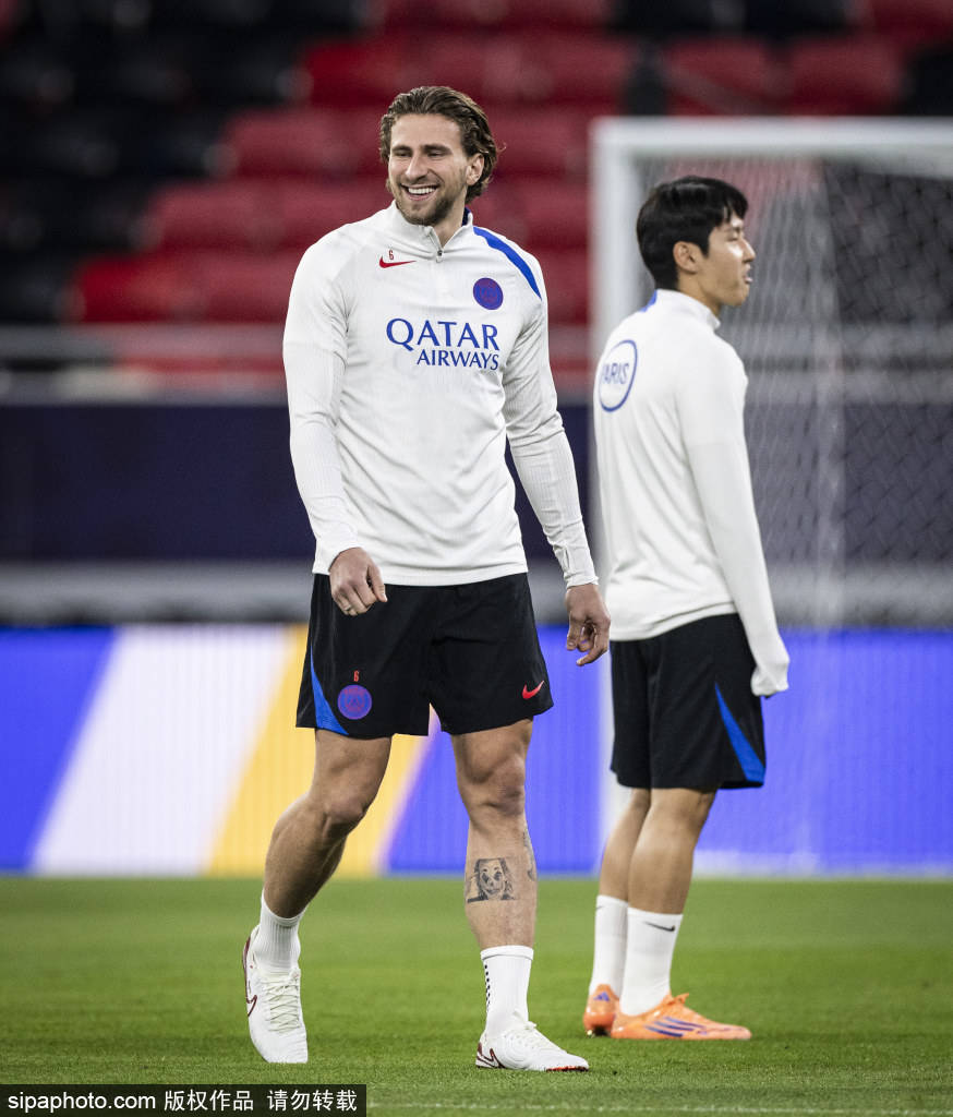 西甲联赛免费高清直播＋实时赛程积分榜＋竞彩预测全覆盖（2025赛季）科威特“接管”欧洲最火的经典对决：从没人要的巴黎圣日耳曼800欧元套餐到马赛的