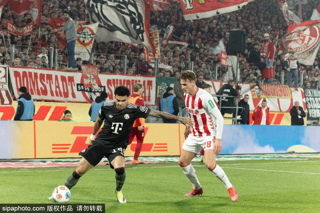 足球直播-NBA直播_英超_世界杯体育【超清在线观看】10年世界杯手球致停赛！穆勒：若对面不是梅西相信裁判不会出黄牌