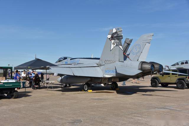 从弃子到全能王：麦道F/A-18“大黄蜂”的逆袭之路