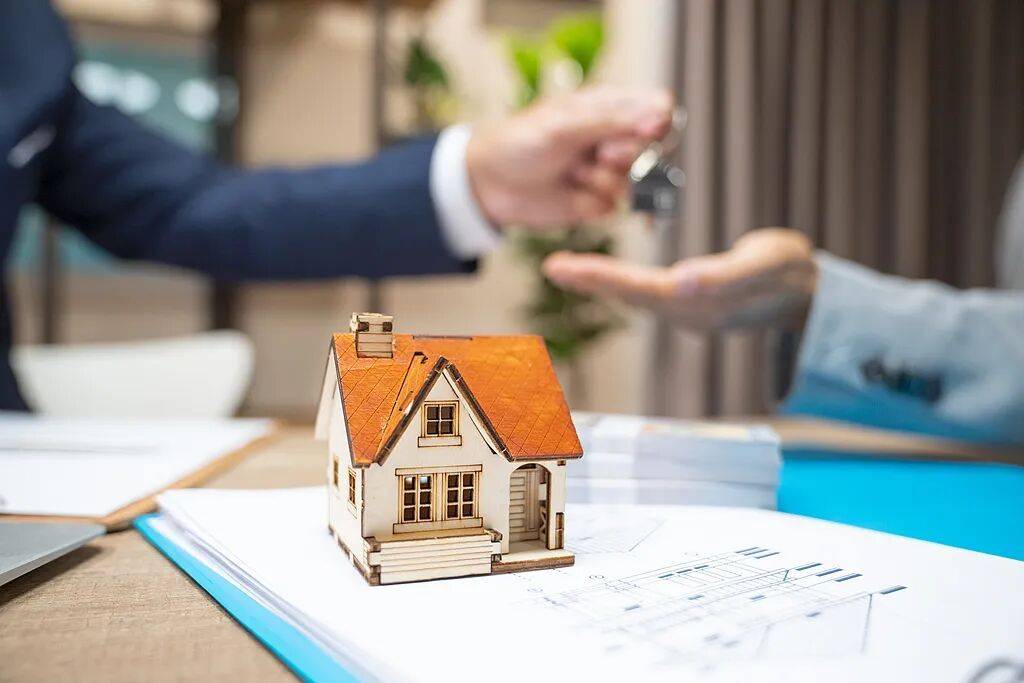 上海备孕夫妻入住出租屋后，总感觉不舒服！一测吓一跳...