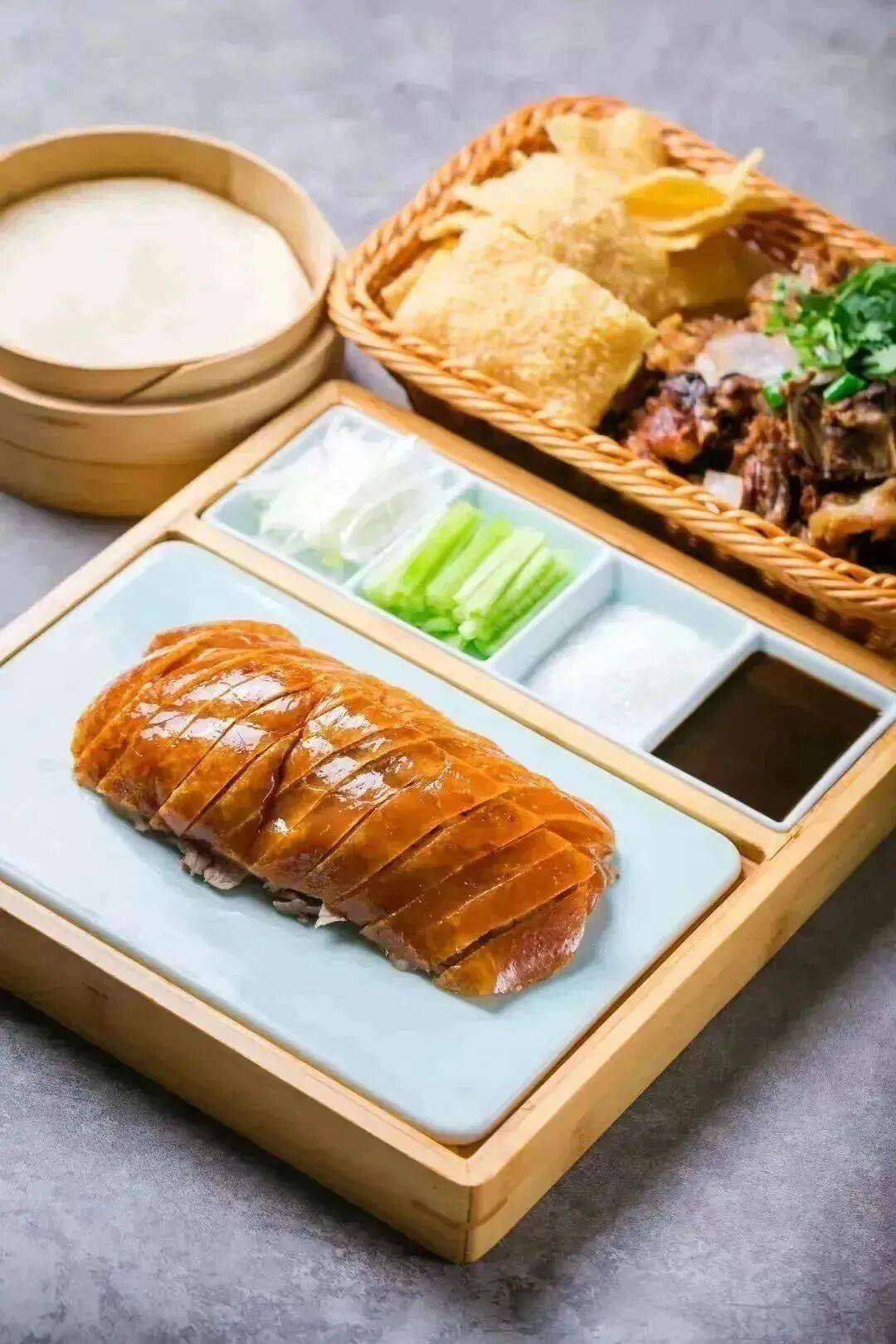 王炸！2间夜¥798含2份正餐+限量免升！依山傍水近溯溪，宠物友好，五一暑期拼手速！