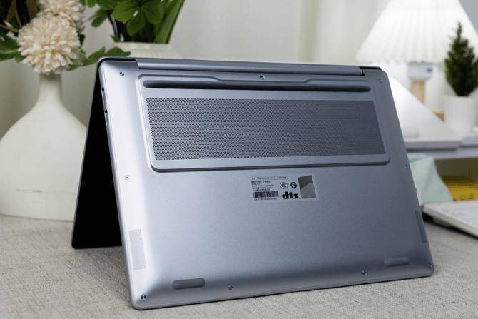 REDMI Book Pro 2026评测：做工极为出色，性能释放超优秀