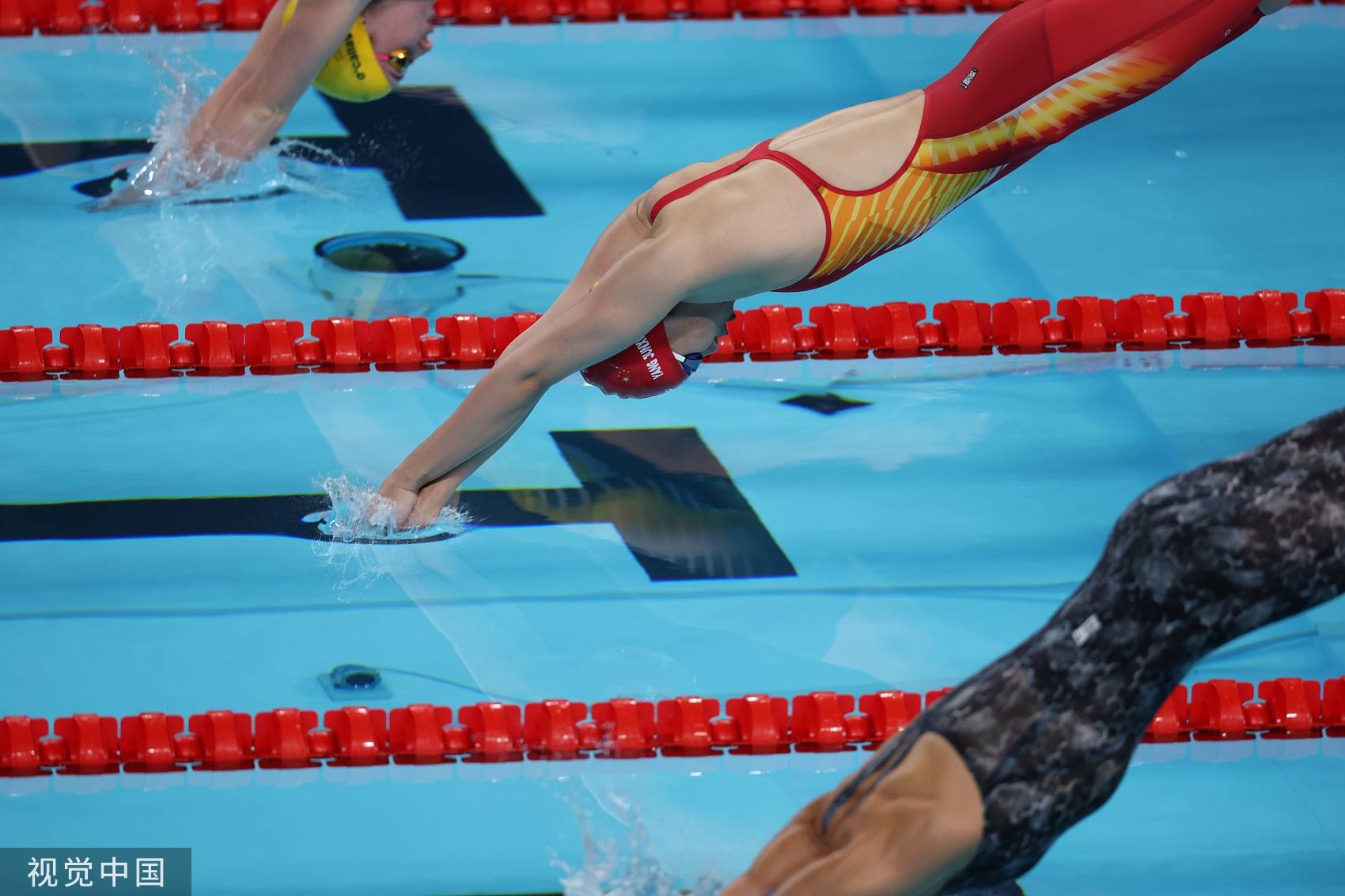 组图4x100女子自由泳接力中国队破亚洲纪录摘铜