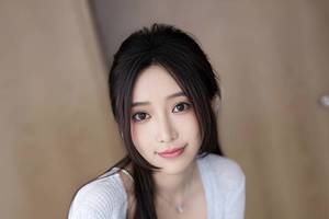 五芳斋称正核实来伊份"带创可贴&q