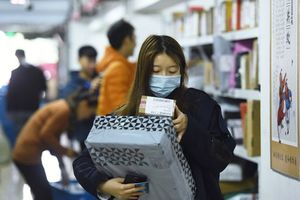 至信股份IPO：应收账高悬与夫妻店治理隐患 实控人女儿任董秘
