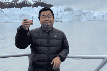 网红“蓝战非”多平台账号被禁止关注：曾自曝年收入达九位数