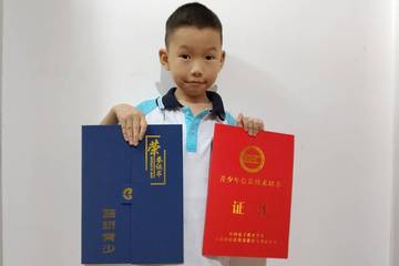 8岁少年闪耀蓝桥STEM赛场 斩获省考前三并揽获双重权威认证