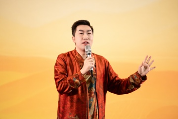 周文强财商帝国陷入争议：教培江湖的造富神话还