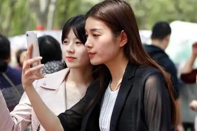 苗三娘远红外治疗贴：宣称治疗多种疾病实际组成没有药物成分