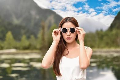 被监管依法取缔4年后 "中国专业人