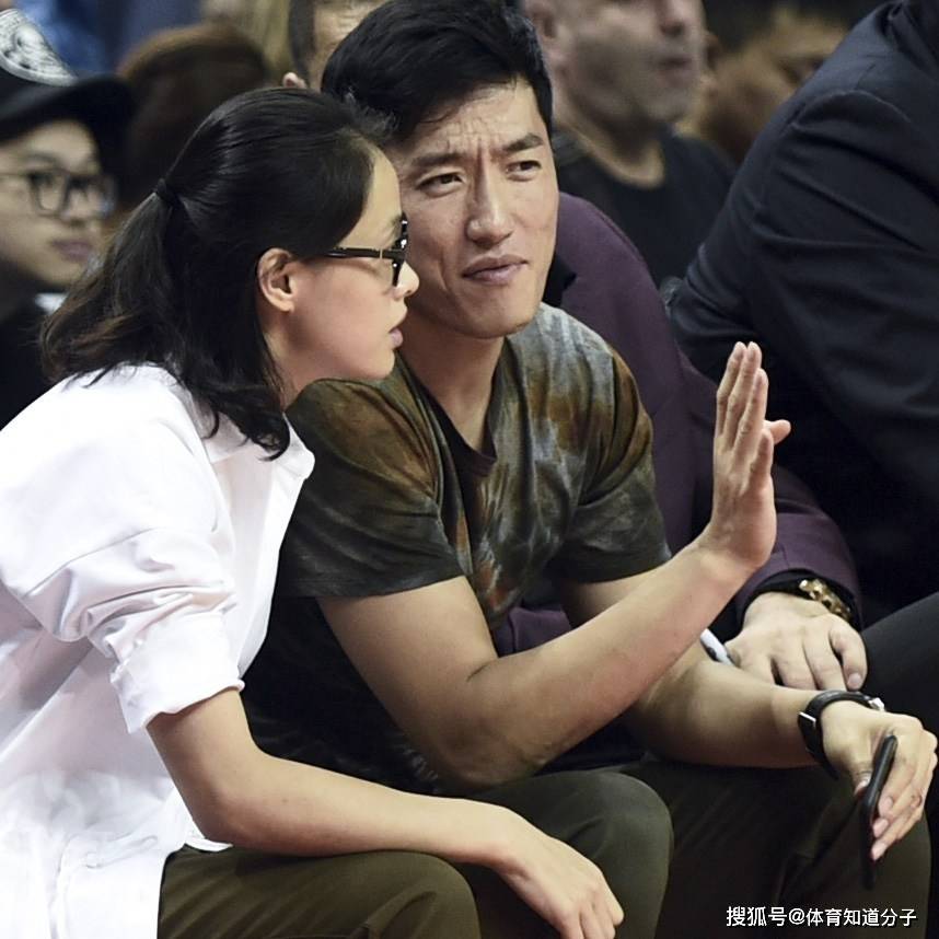 刘翔为人处世挺大度,网友:13年前被黑掉冠军_生活_世界_罗伯斯
