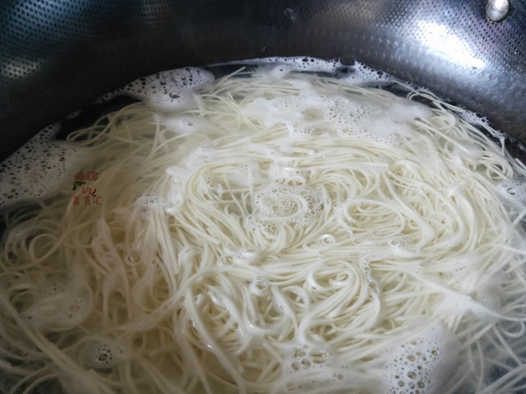 下锅时间最关键,做对了清爽又筋道_挂面_时候_水开
