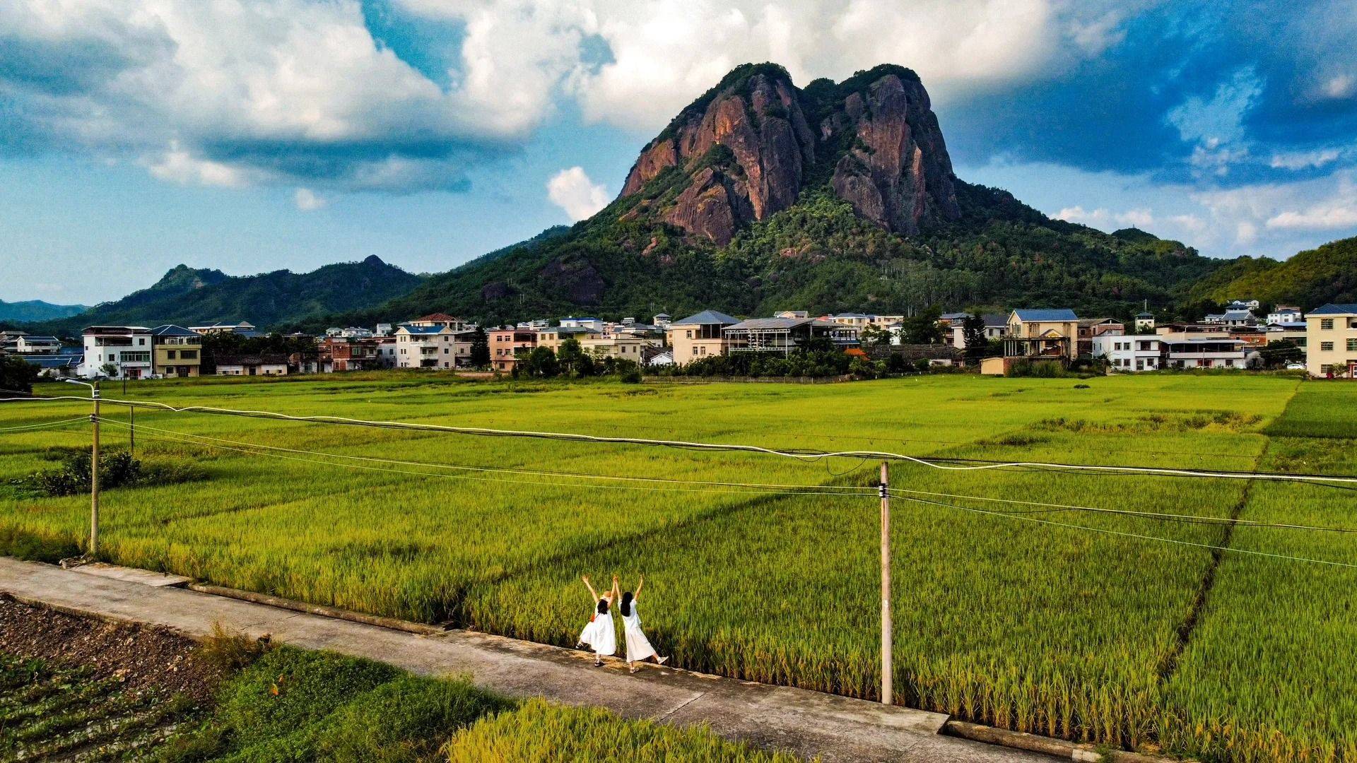 五指石——红四军纪念馆——仁居镇仁居村——八尺镇角坑村——晚宿第