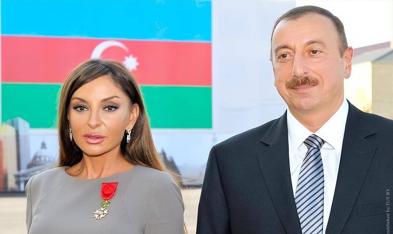 58岁阿塞拜疆第一夫人:长相酷似赫本,还当上副总统比希拉里幸福