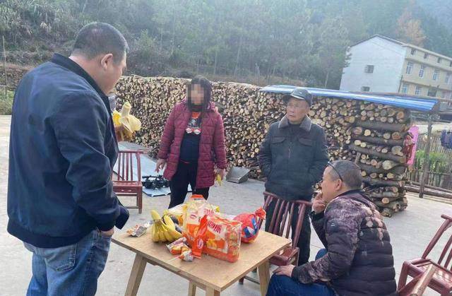 楊小平如今病好多了,她和黎亞勳至今還沒有領結婚證,但應該算是事實