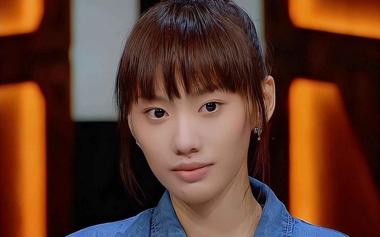 无底线强捧女儿邹元清,网友:关系户硬上位必遭天谴_演技_电影_儿子