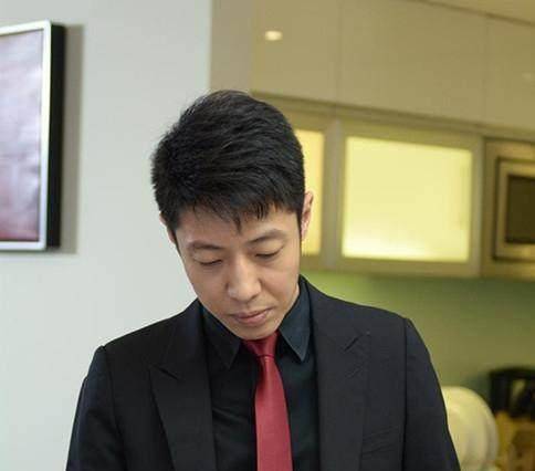 芳心纵火犯撒贝宁的背后:曾与章子怡相恋,因没钱被章母嫌弃_姑姑_同学