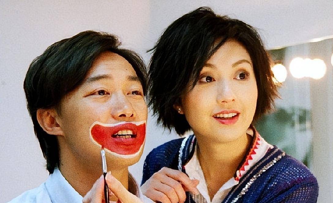 陈奕迅:父亲被捕不听话,错过杨千嬅,独宠"败家"媳妇16年_徐濠萦_陈裘