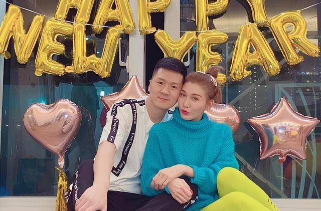 李彩桦与富豪老公离婚,无第三者插足,只因聚少离多_事业_生活_明星