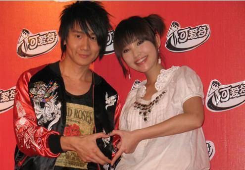 狂追hebe,与17个女生传绯闻,林俊杰才不是"纯情大男孩"_因为_女友