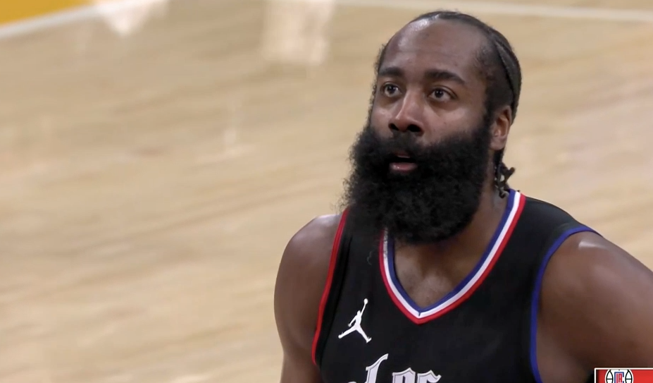 关键三分难救主 哈登贡献逗趣表情包 快船惜败湖人止步5连胜_防守