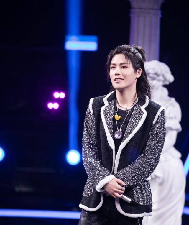 刘维爆笑模仿王一博,被沈梦辰偷偷发给王一博,意外获得本尊高度认可